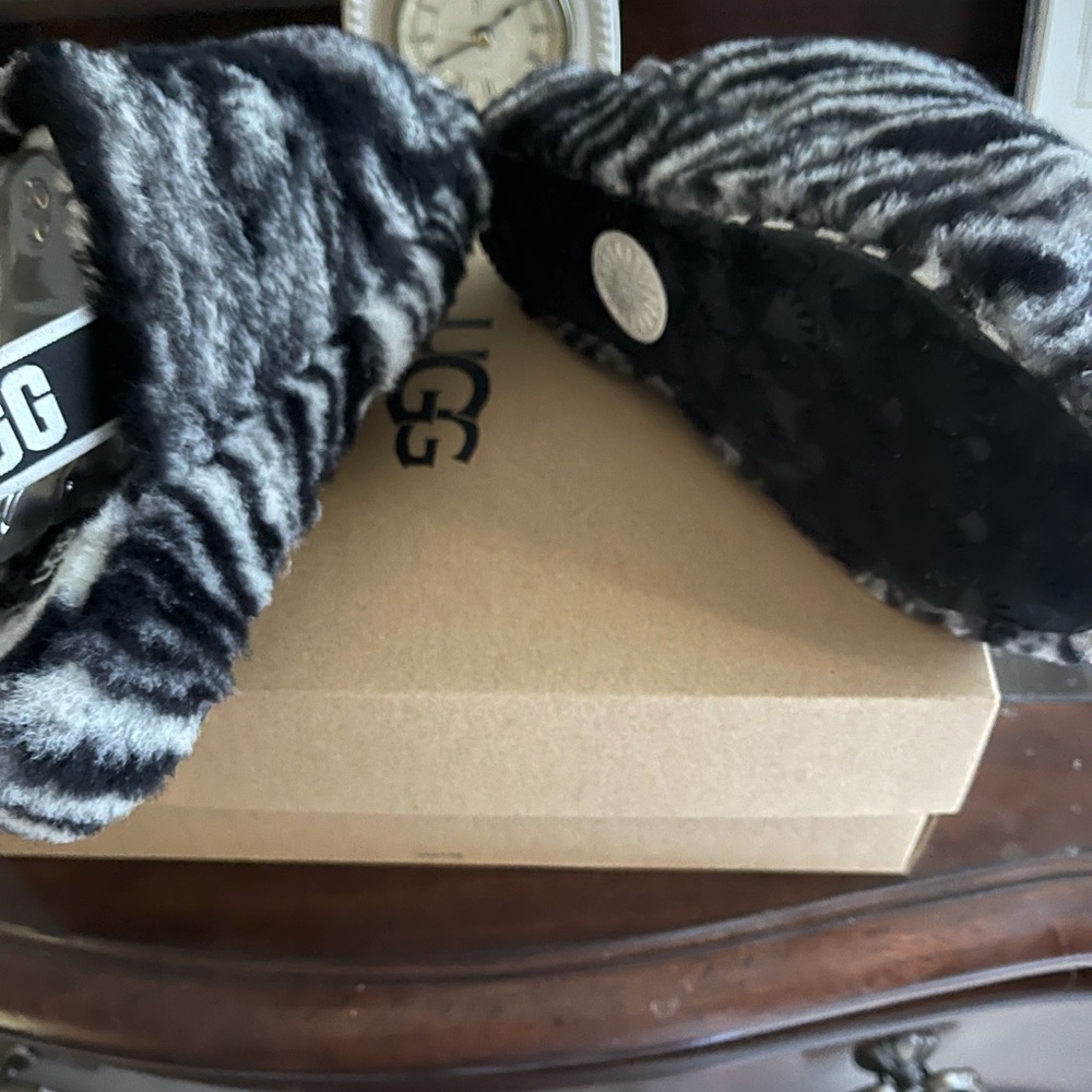 Ugh Slides - image 3